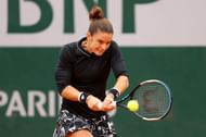 Maria Sakkari hits a backhand